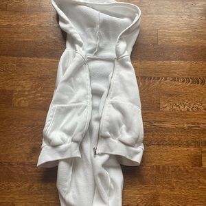 This jacket is available for 8 hours! Buy it now!! HURRY